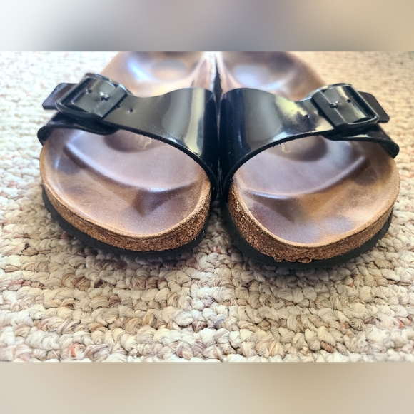 Birkenstock 🖤 - Picture 6 of 7